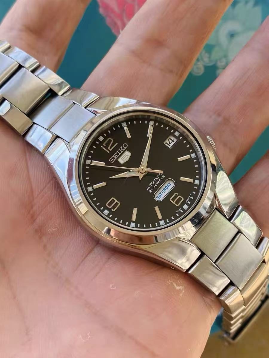 Seiko Number 5 Day Date Automatic Watch 7S26 21 Jewels 37MM 325-0248
