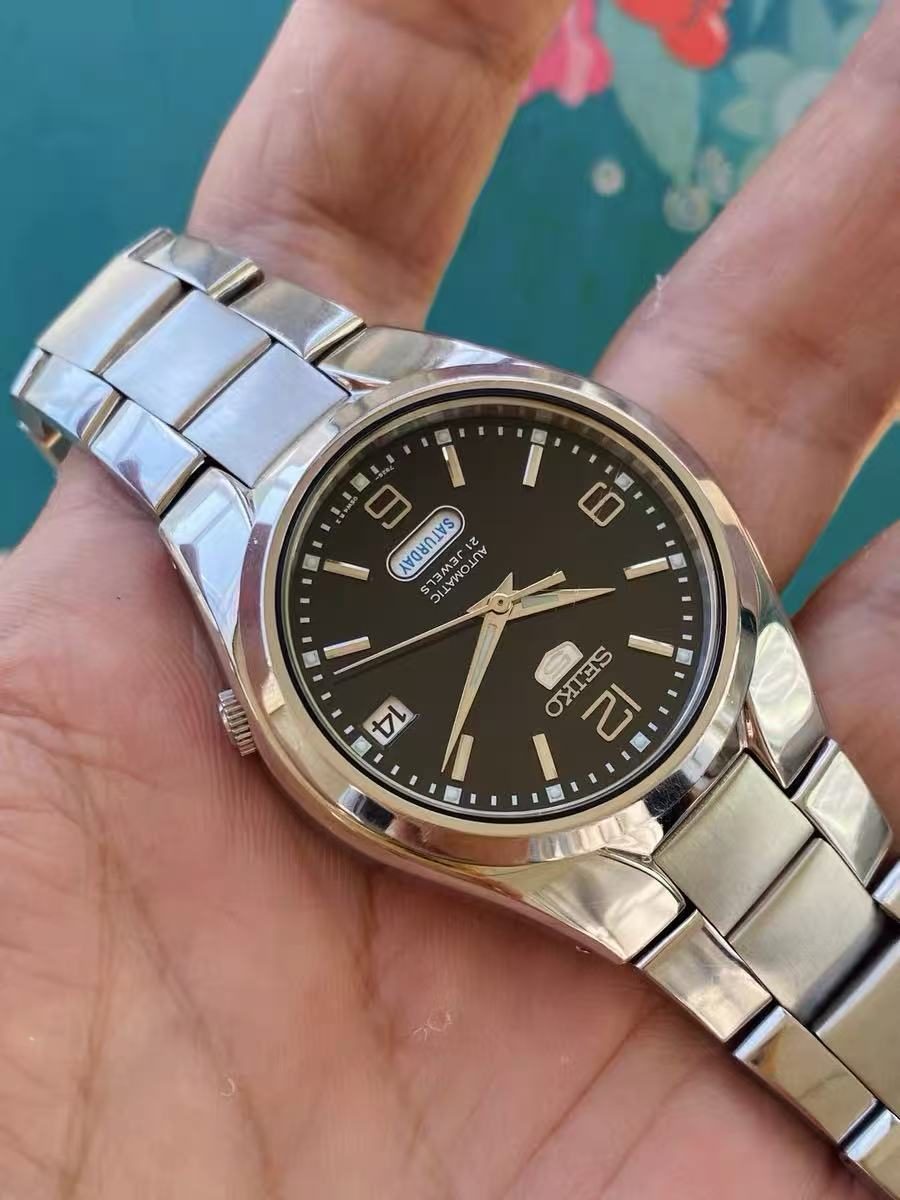 Seiko Number 5 Day Date Automatic Watch 7S26 21 Jewels 37MM 325-0248