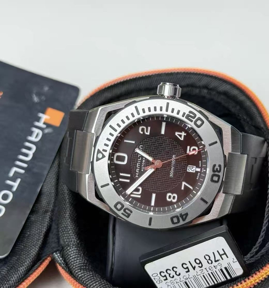 Hamilton Khaki Navy Sub Date Automatic Watch 2824-2 25 Jewels 42MM 339-2800