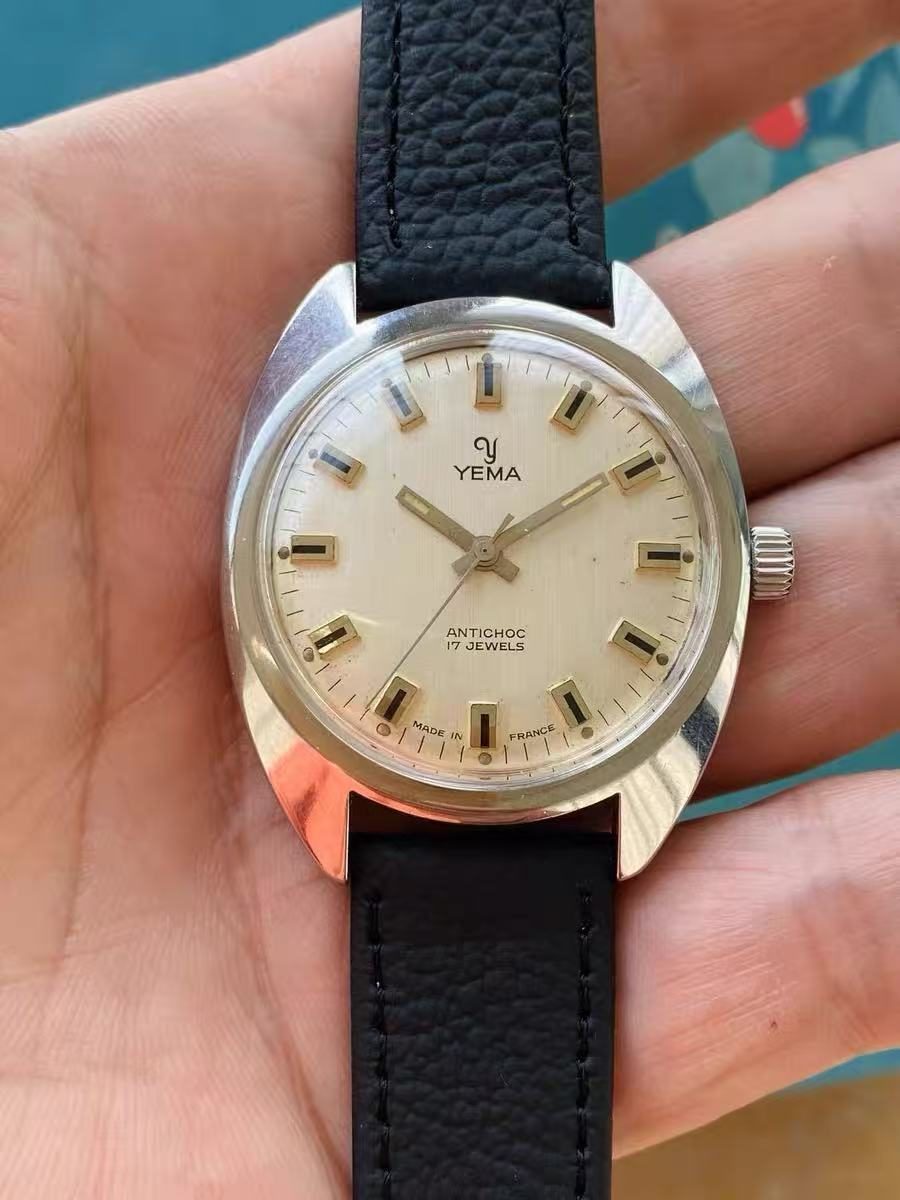 YEMA Vintage Manual-Winding Mens' Watch 36mm 17 Jewels 332-0150