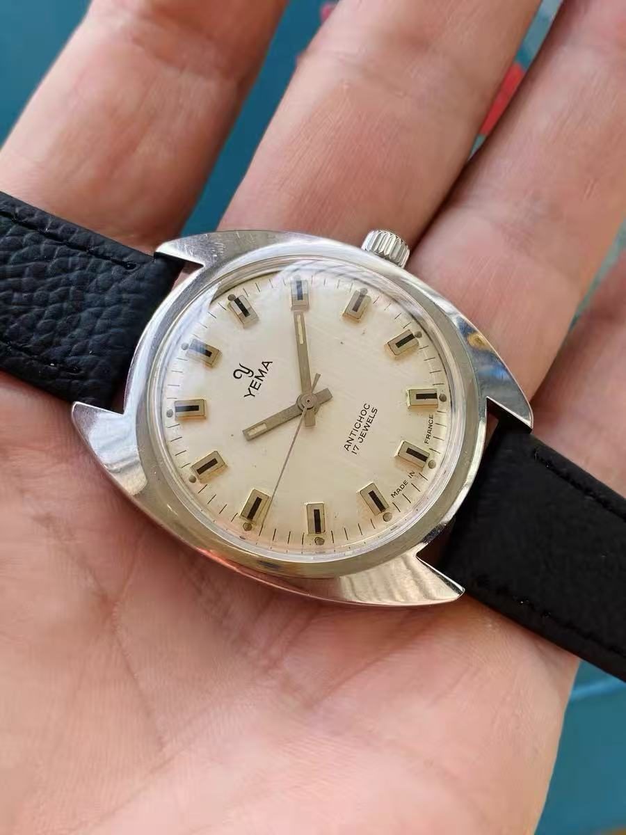 YEMA Vintage Manual-Winding Mens' Watch 36mm 17 Jewels 332-0150