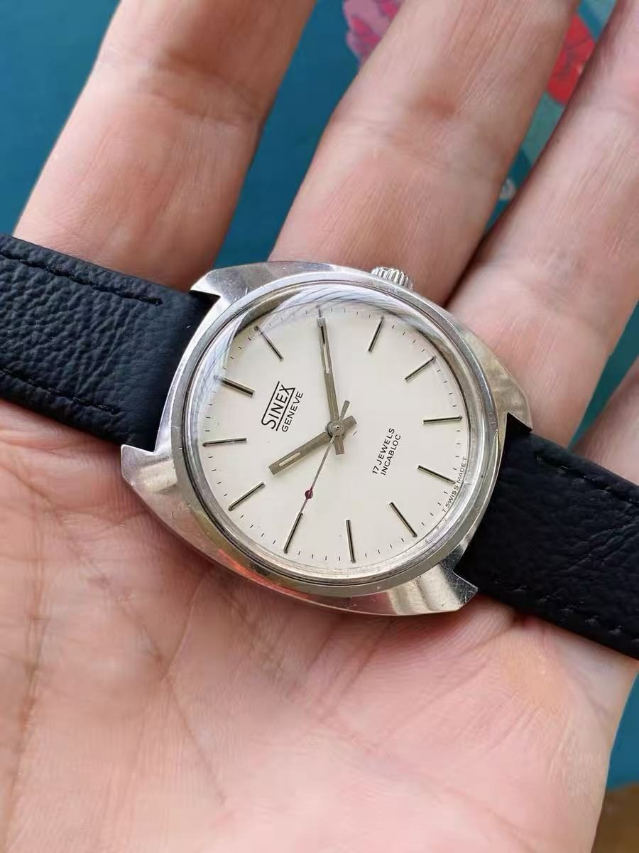 Swiss Made Sinex Genève Manual-Winding Watch 1950 17 Jewels 35MM 335-0090