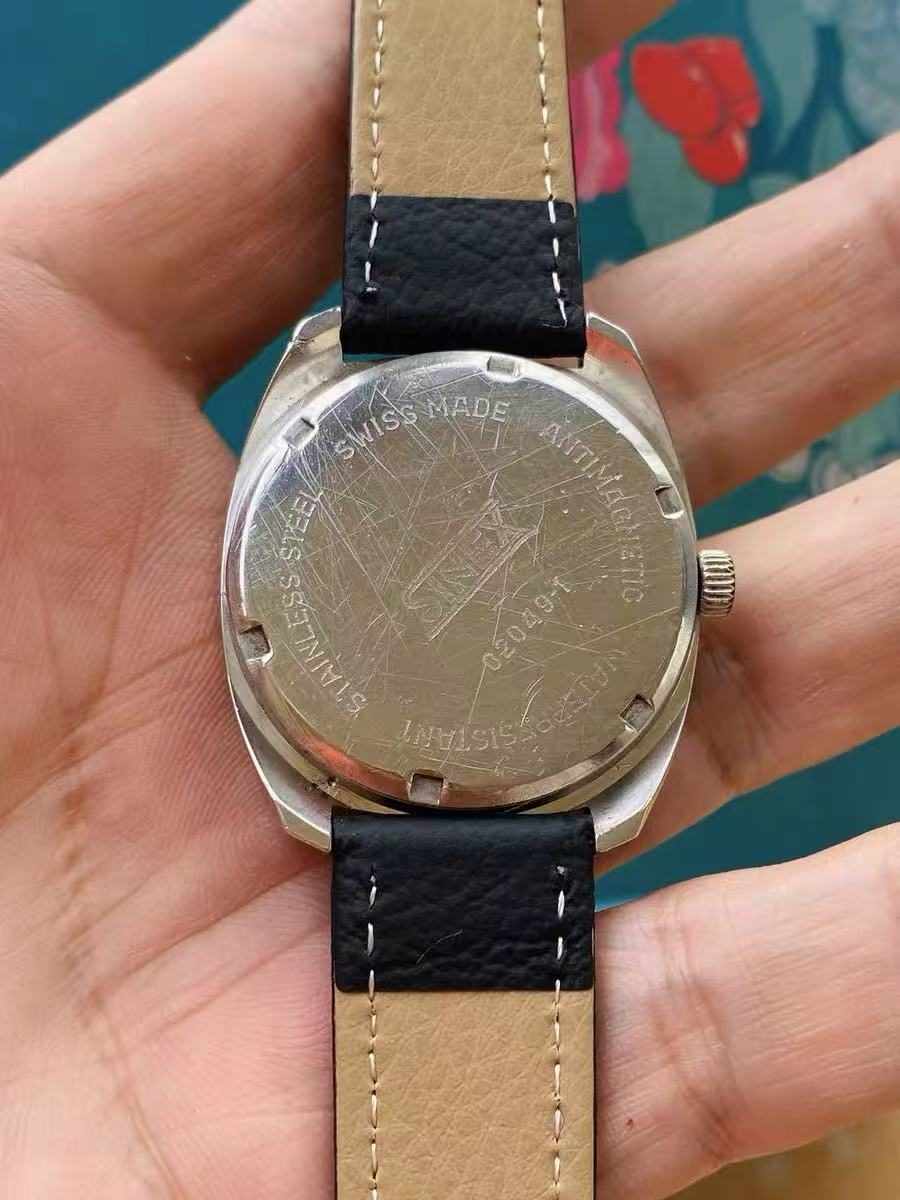 Swiss Made Sinex Genève Manual-Winding Watch 1950 17 Jewels 35MM 335-0090