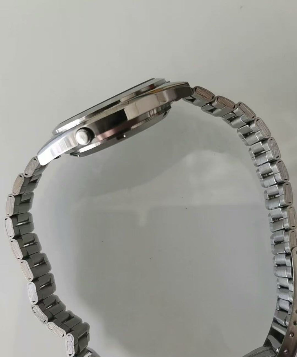 Seiko Number 5 Day Date Automatic Watch 7009 36MM 313-0230