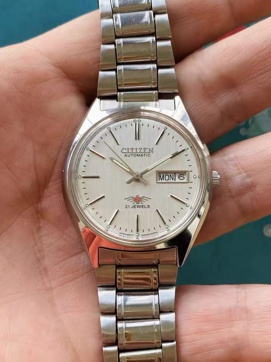 Citizen Day Date Automatic Watch 8200 21 Jewels 35.8MM 327-0150