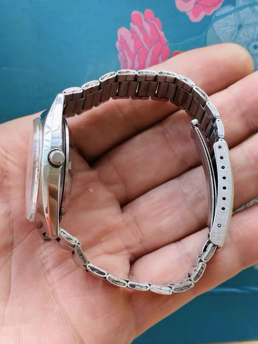 Citizen Day Date Automatic Watch 8200 21 Jewels 35.8MM 327-0150