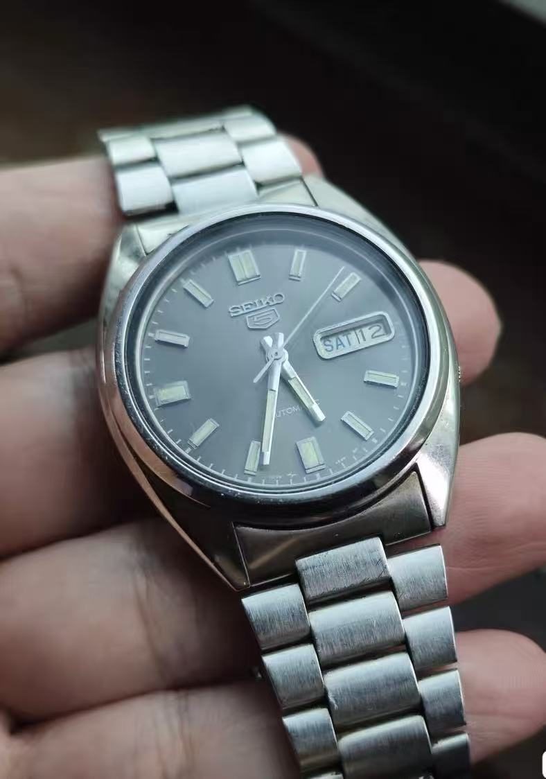 Seiko Number 5 Day Date Automatic Watch 7009 37MM 360-0200