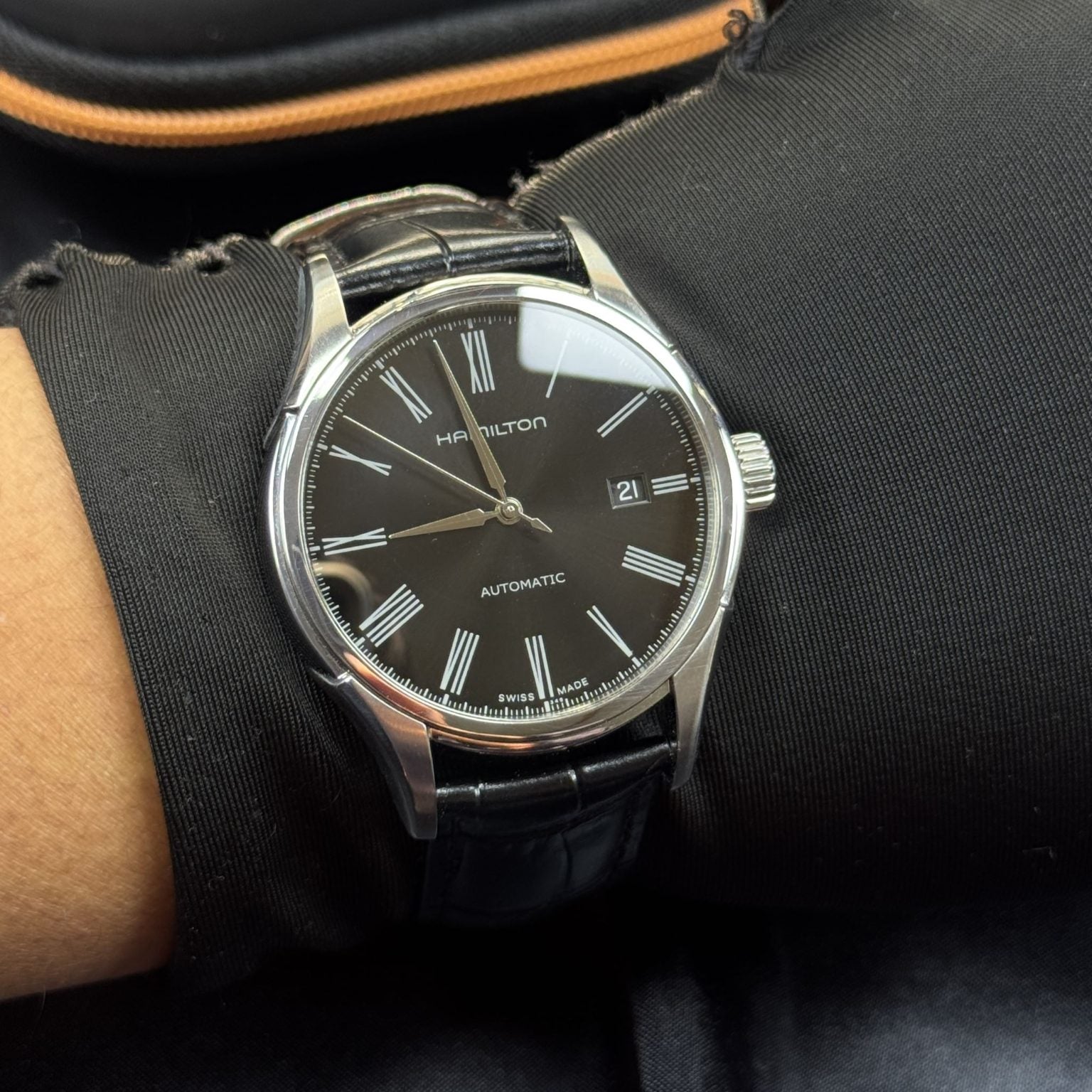 Swiss Made Hamilton Valiant Automatic Watch H39515754 40mm 380-1450