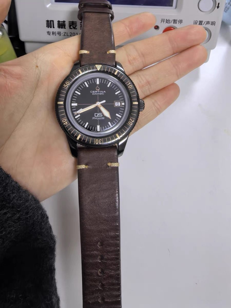 Swiss Made Mens Certina DS PH200 Automatic Diver Watch 42.8mm 388-1800