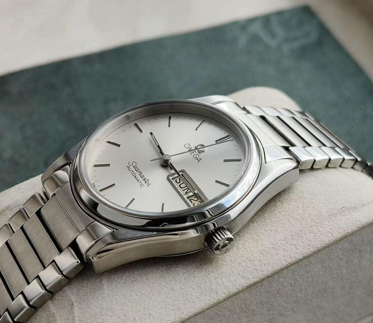 Swiss Made Omega Seamaster 1020 Day Date Automatic Watch 36.5MM 374-3150