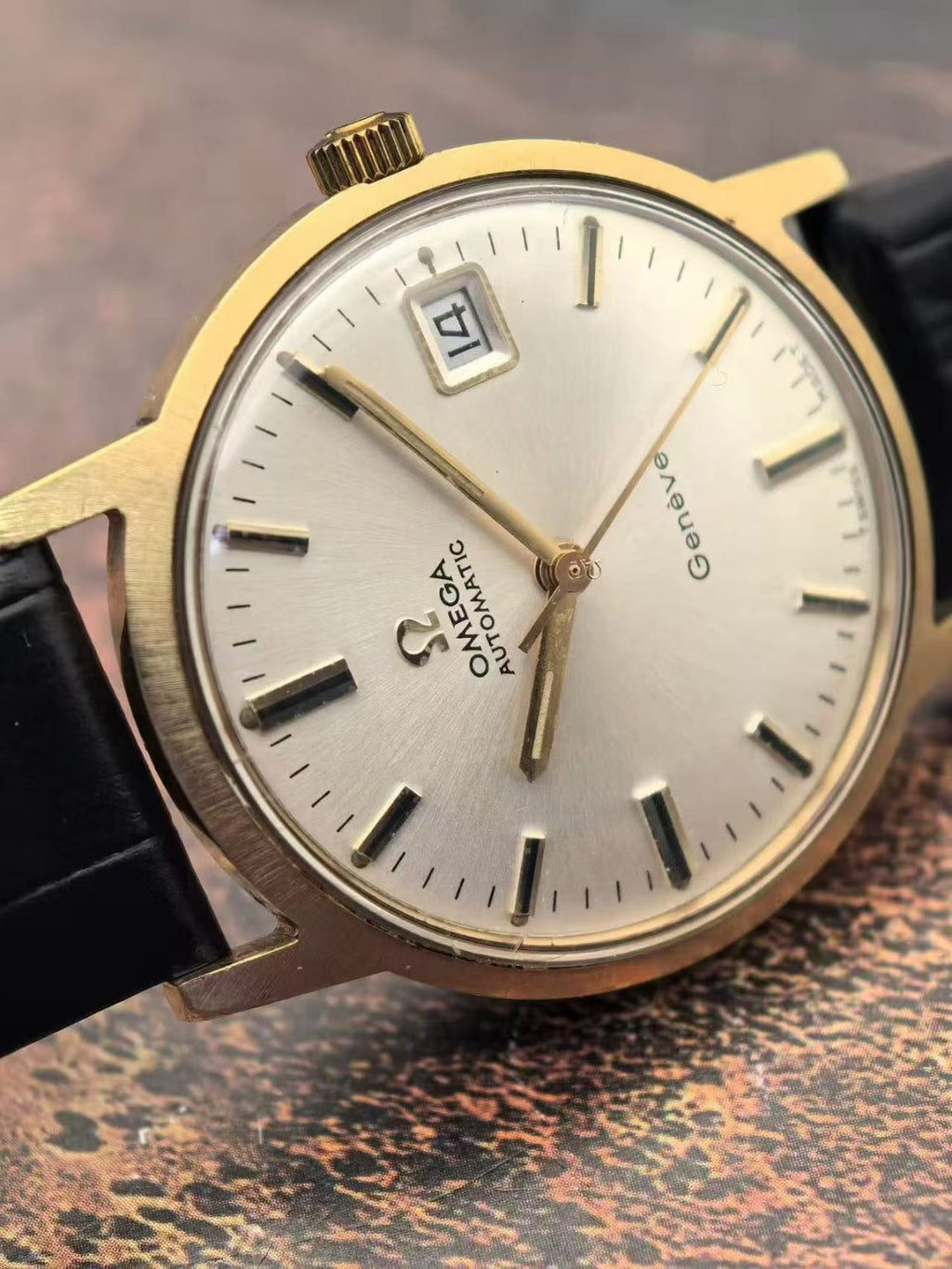 Swiss Made Omega Geneve Date Automatic Watch Cal.565 24 Jewels 34.5MM 376-3800