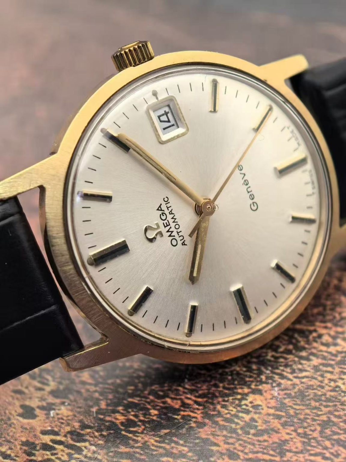 Swiss Made Omega Geneve Date Automatic Watch Cal.565 24 Jewels 34.5MM 376-3800