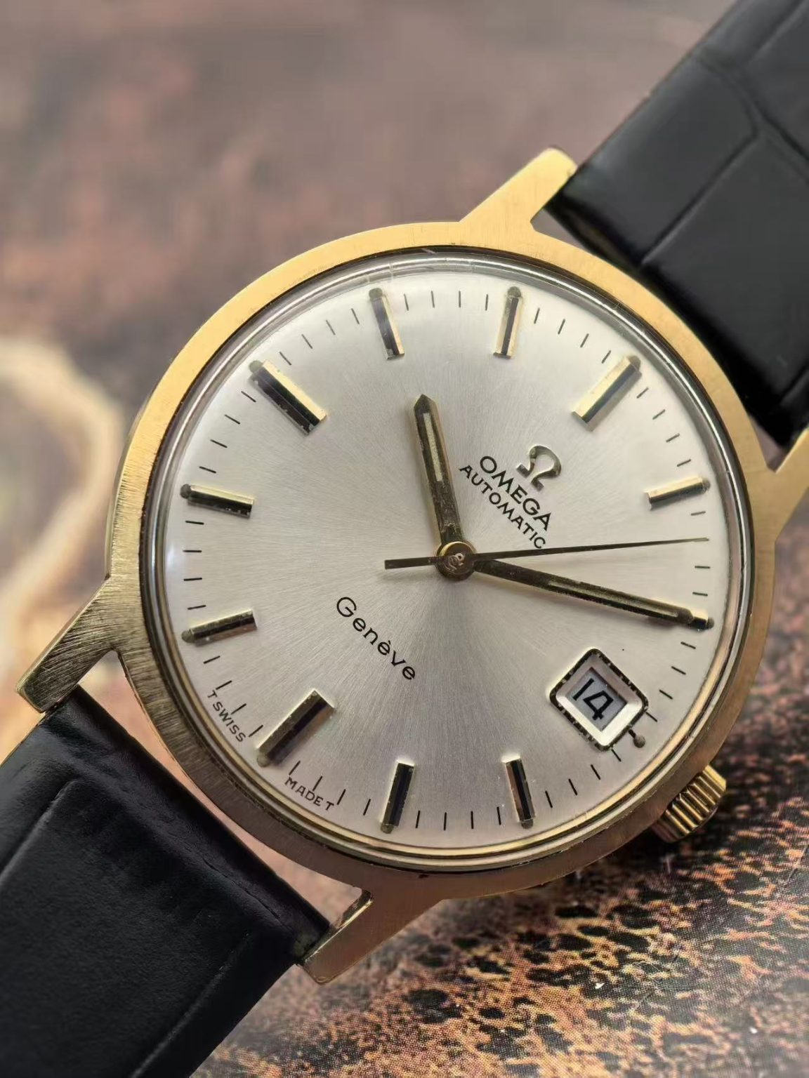 Swiss Made Omega Geneve Date Automatic Watch Cal.565 24 Jewels 34.5MM 376-3800