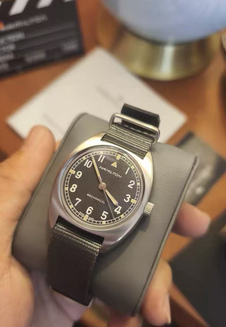 Hamilton Khaki Aviation Pilot Dial Mechanical H76419941 100M Watch 351-2800