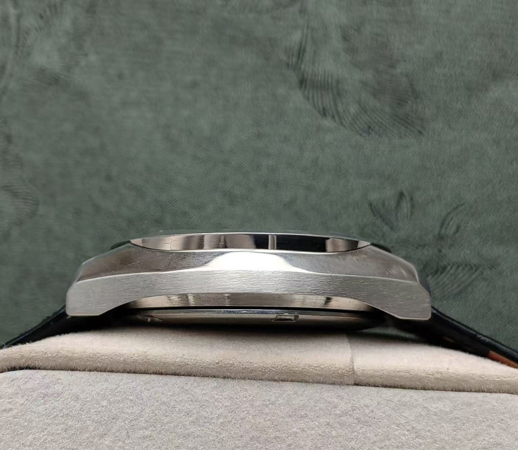 Seiko Lord Matic LM Day Date Automatic Watch 5606 23 Jewels 38MM 409-0880