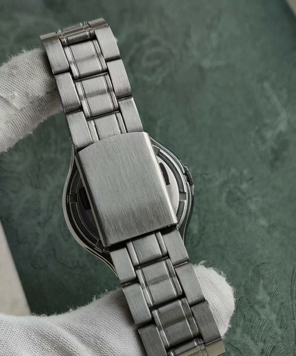 Seiko Actus Day Date Automatic Watch 7019 21 Jewels 38MM 410-0500