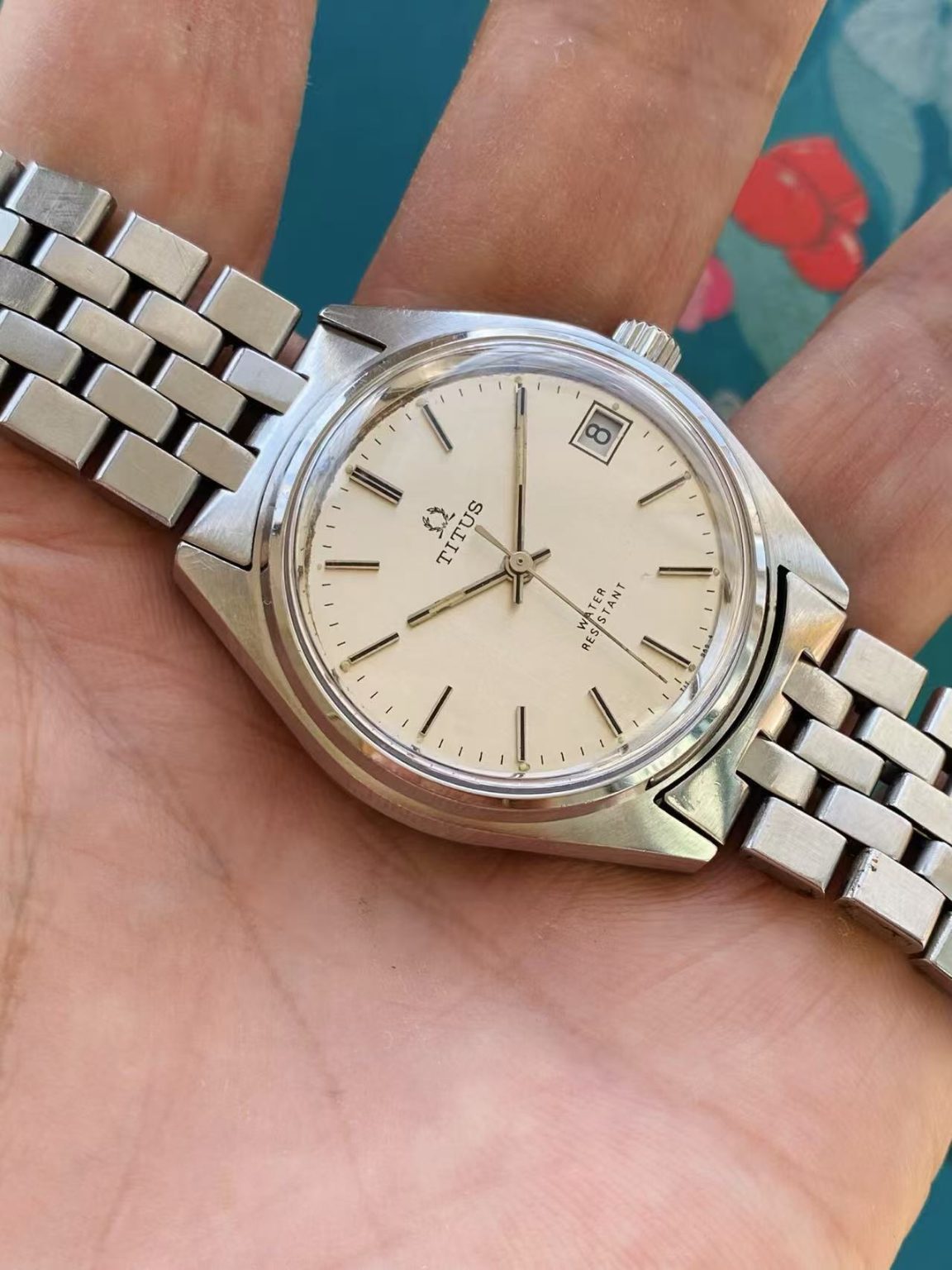 Swiss Made Titus Date Manual-Winding Watch 17 Jewels 36MM 402-0170