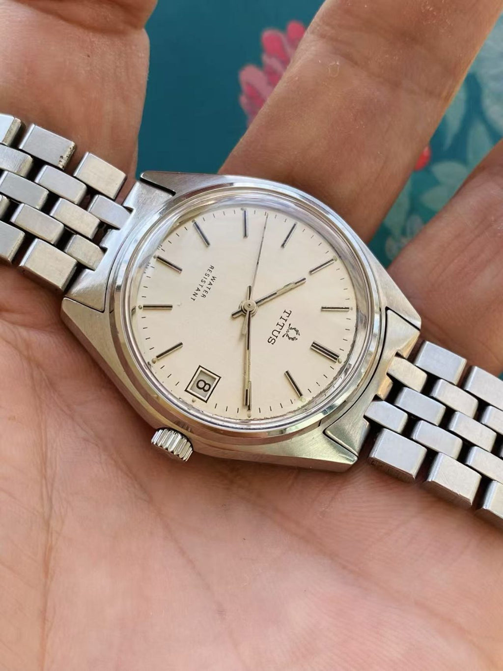 Swiss Made Titus Date Manual-Winding Watch 17 Jewels 36MM 402-0170