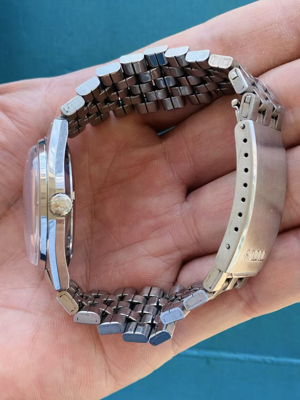 Swiss Made Titus Date Manual-Winding Watch 17 Jewels 36MM 402-0170