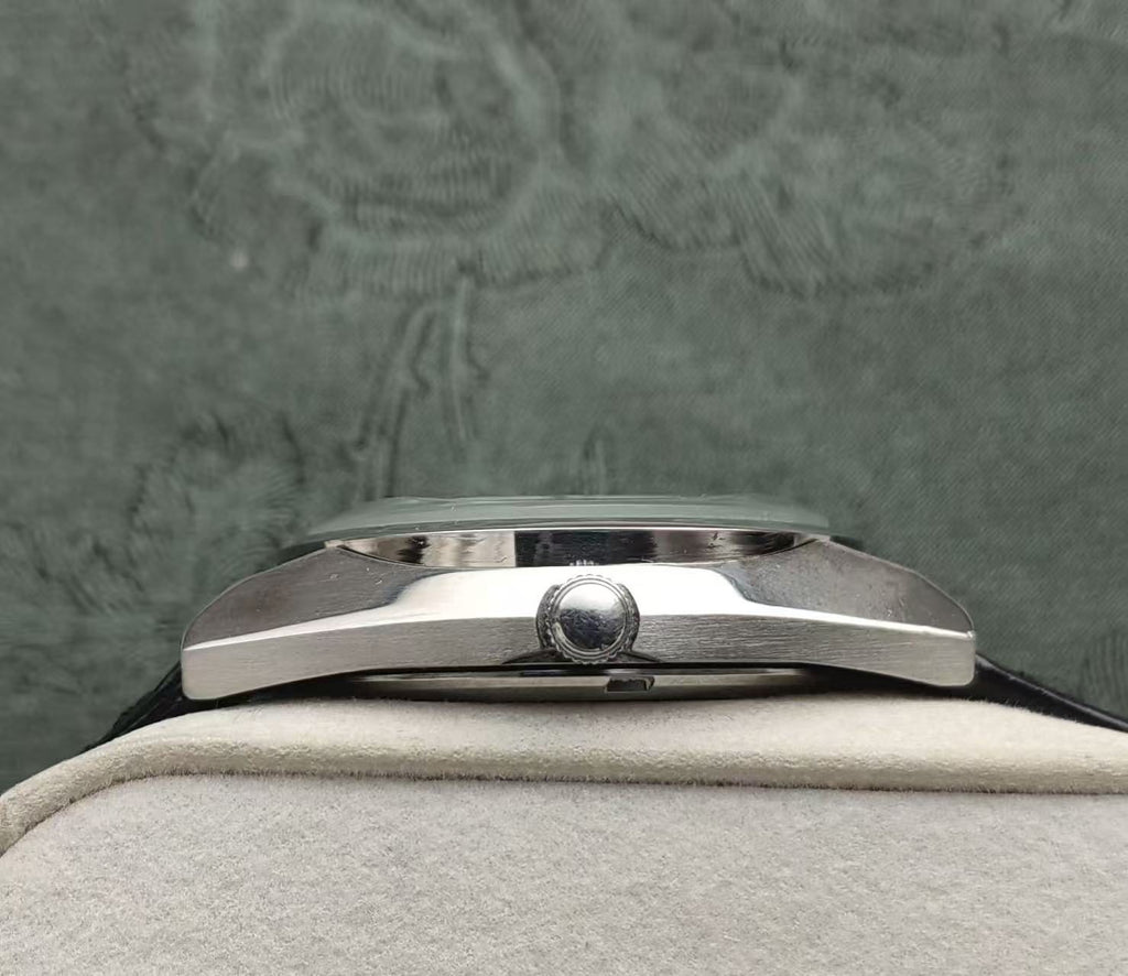 Seiko Lord Matic LM Day Date Automatic Watch 5606 23 Jewels 38MM 408-0600