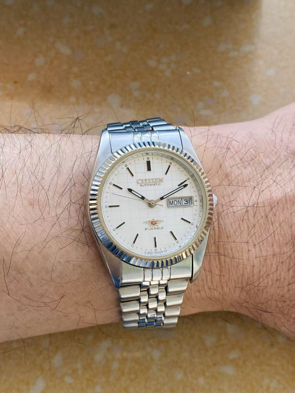 Citizen Day Date Automatic Watch 8200 21 Jewels 36MM 416-0190