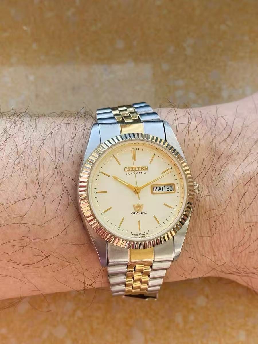 Citizen Crystal 7 Day Date Automatic Watch Cal.8200 21 Jewels 36mm 370-0200