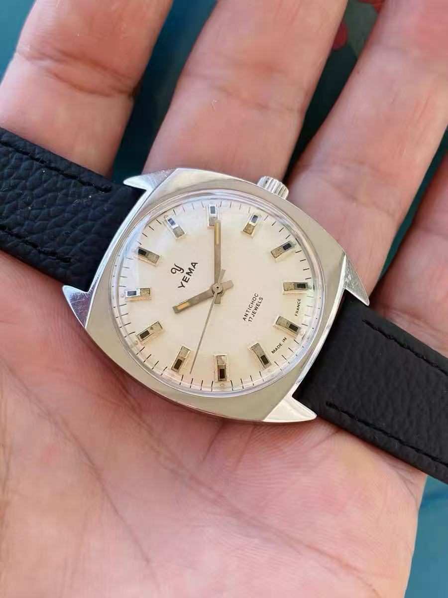 YEMA Vintage Manual-Winding Men's Watch 36mm 17 Jewels 366-0178