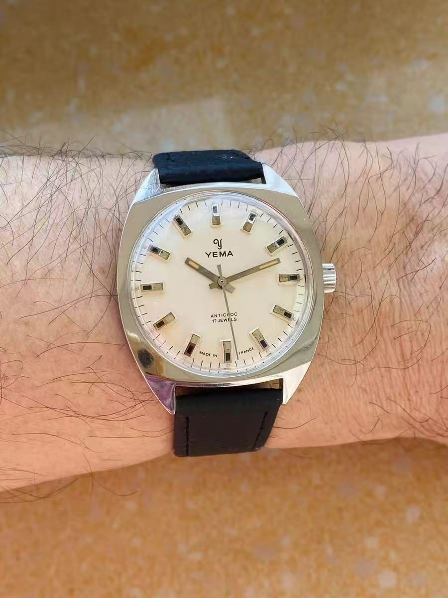 YEMA Vintage Manual-Winding Men's Watch 36mm 17 Jewels 366-0178