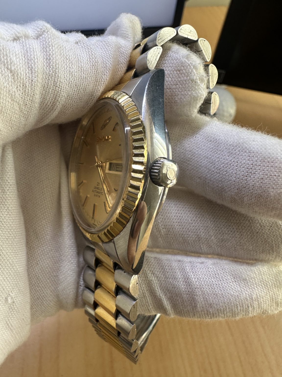 Swiss Made Enicar Day Date Automatic Watch ETA-2846 36mm 245-0500