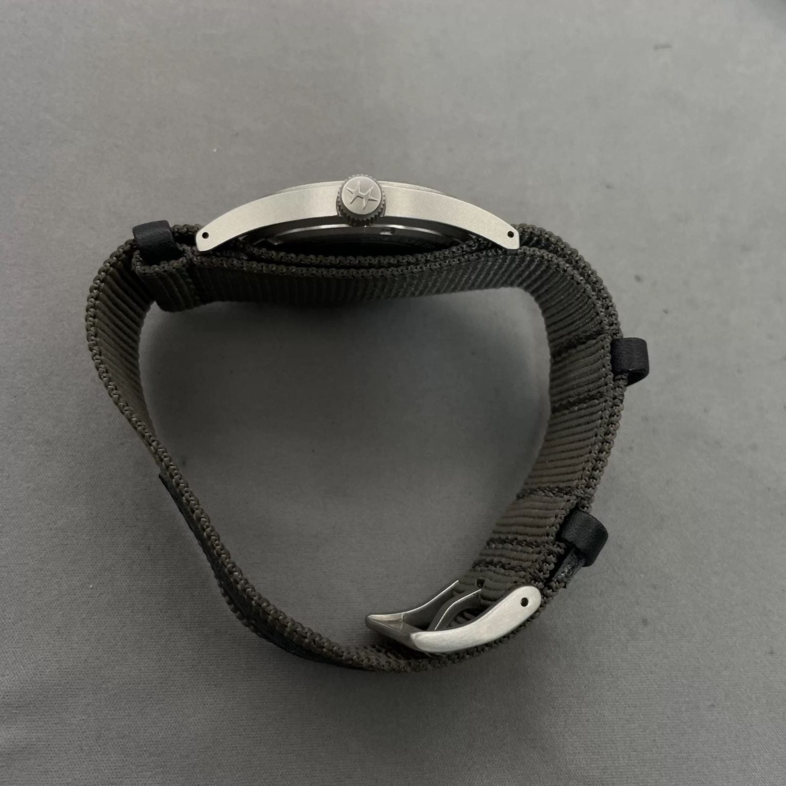 Hamilton Khaki Field Mechanical Swiss Made Watch 38mm H694390 Full Set 425-2050