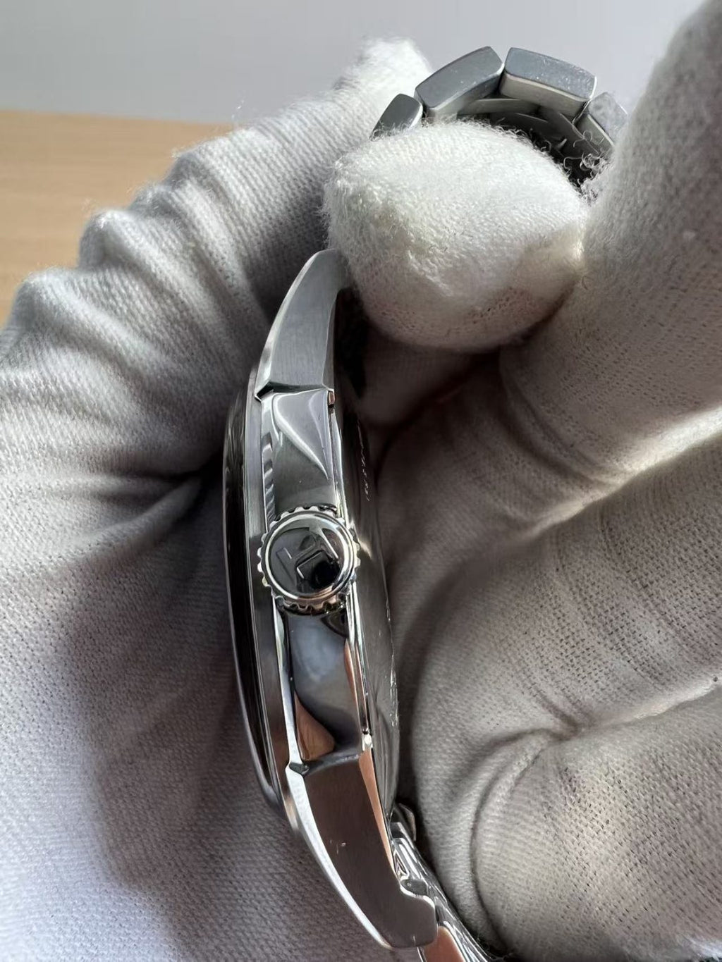 Swiss Made Hamilton Jazzmaster Viewmatic Date Automatic Watch H-10 40MM 444-1400