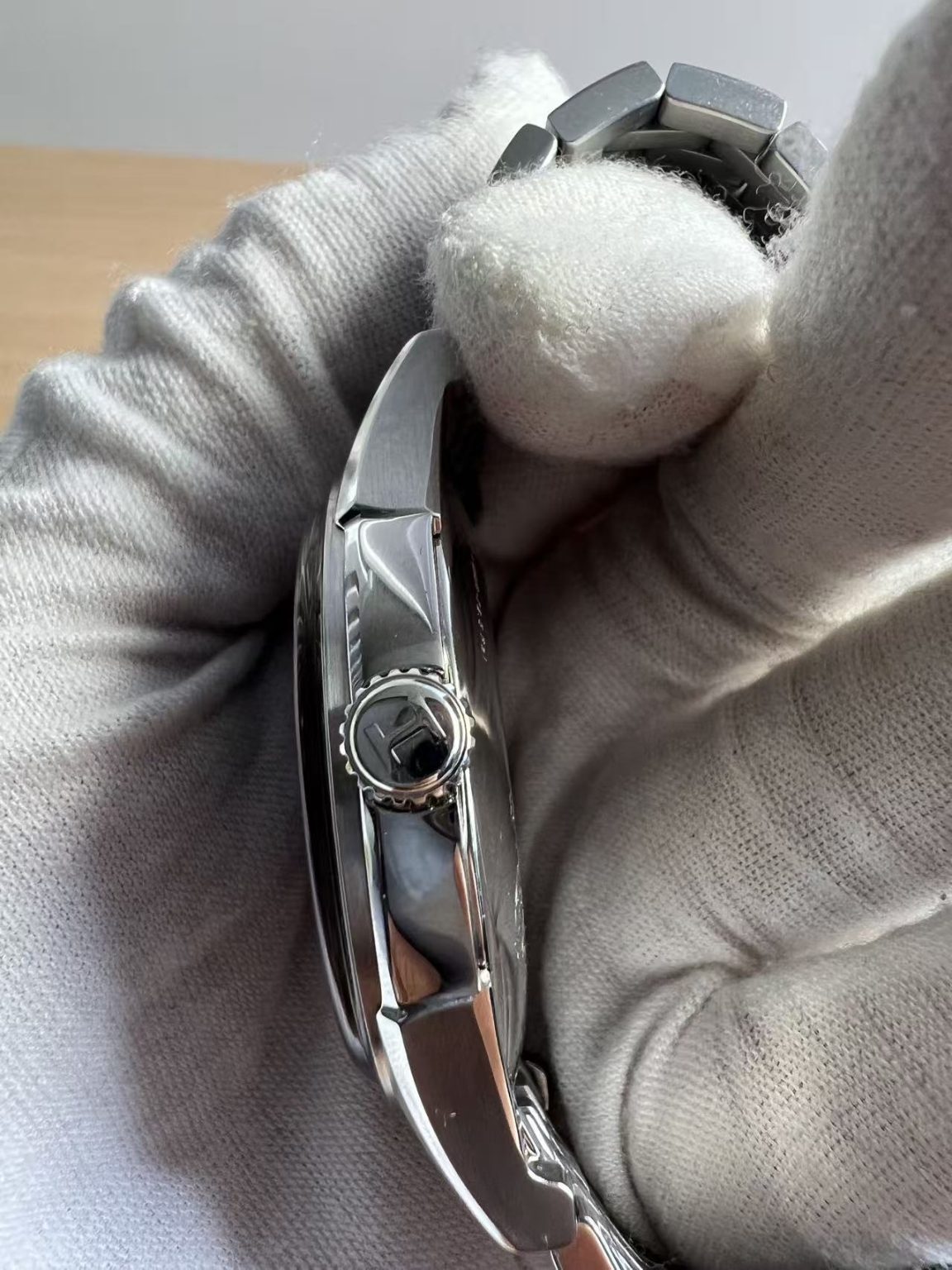 Swiss Made Hamilton Jazzmaster Viewmatic Date Automatic Watch H-10 40MM 444-1400