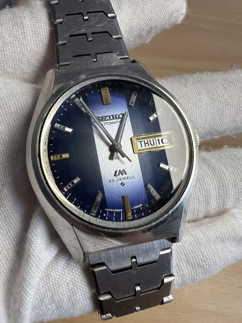 Seiko Lord Matic LM Day Date Automatic Watch 5606 23 Jewels 37MM 442-0680