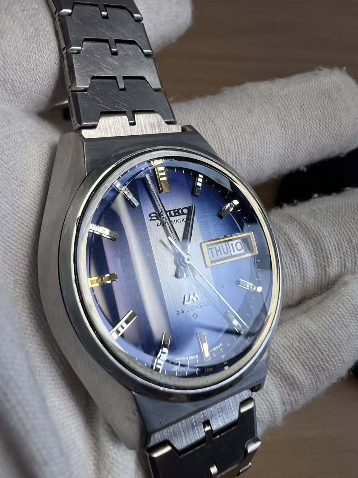 Seiko Lord Matic LM Day Date Automatic Watch 5606 23 Jewels 37MM 442-0680