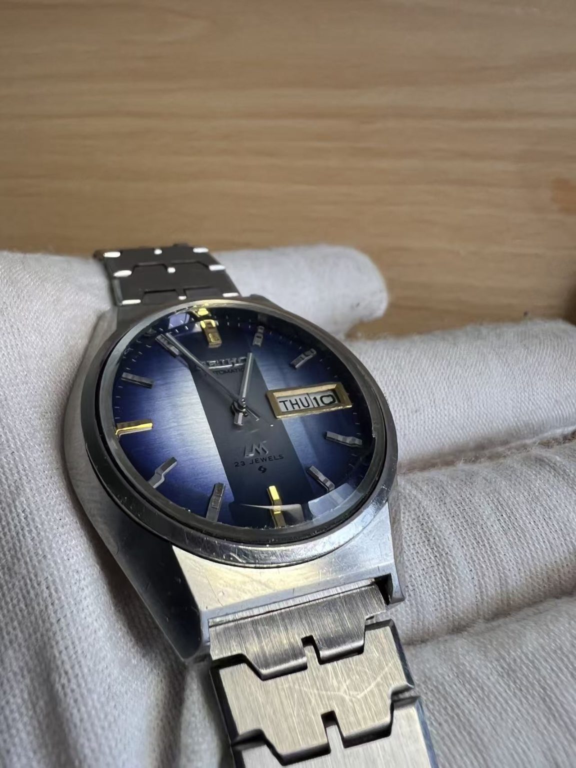 Seiko Lord Matic LM Day Date Automatic Watch 5606 23 Jewels 37MM 442-0680