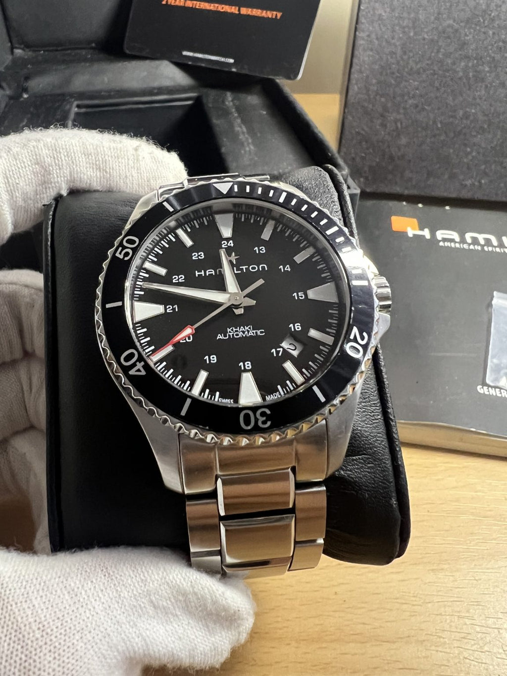 Swiss Hamilton Khaki Navy Scuba Automatic Watch H823350 40mm Full Set 472-1650