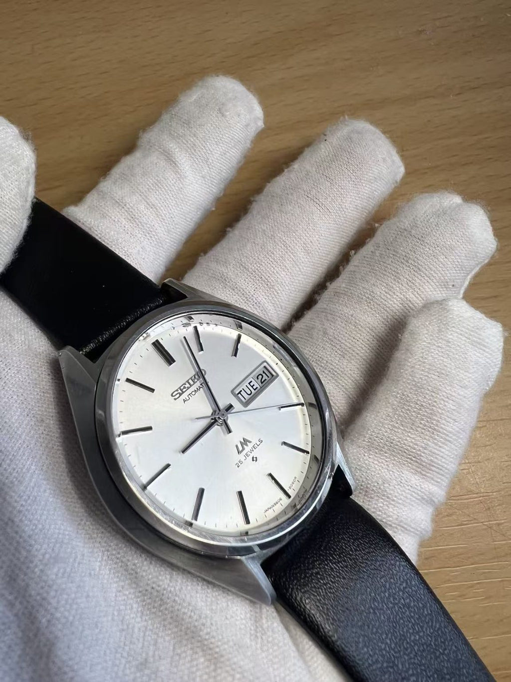 Seiko Lord Matic LM Day Date Automatic Watch 5606 25 Jewels 35.5MM 407-0420