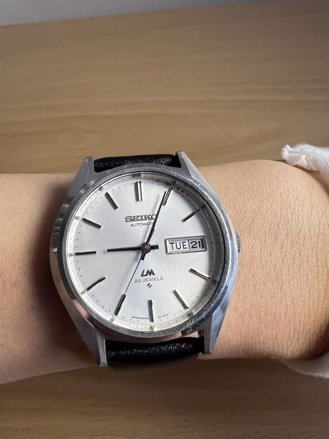 Seiko Lord Matic LM Day Date Automatic Watch 5606 25 Jewels 35.5MM 407-0420