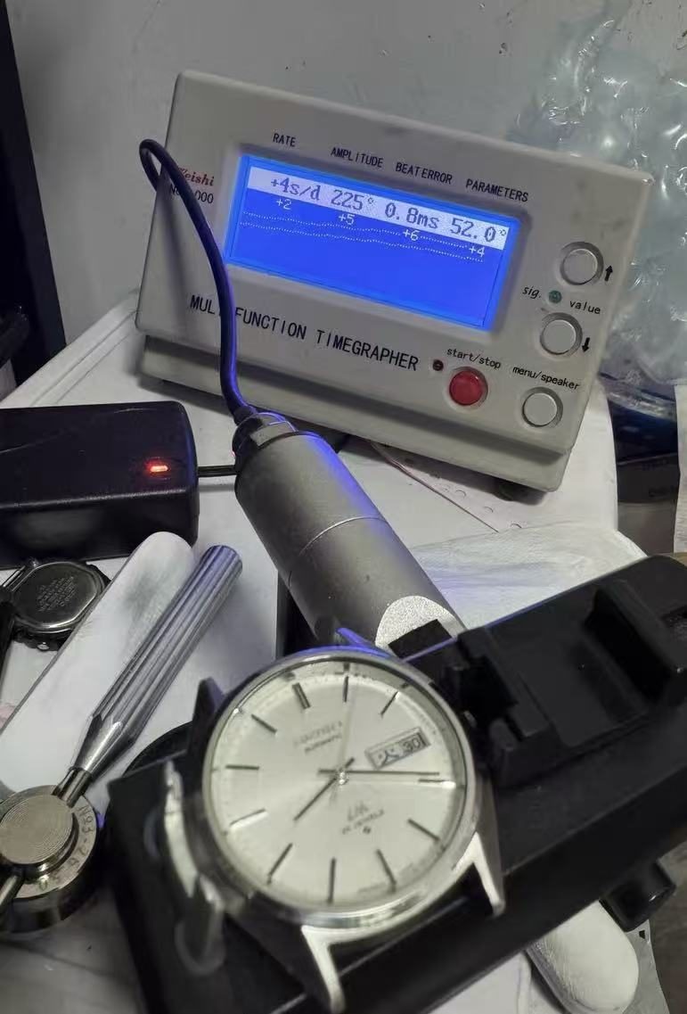 Seiko Lord Matic LM Day Date Automatic Watch 5606 25 Jewels 35.5MM 407-0420