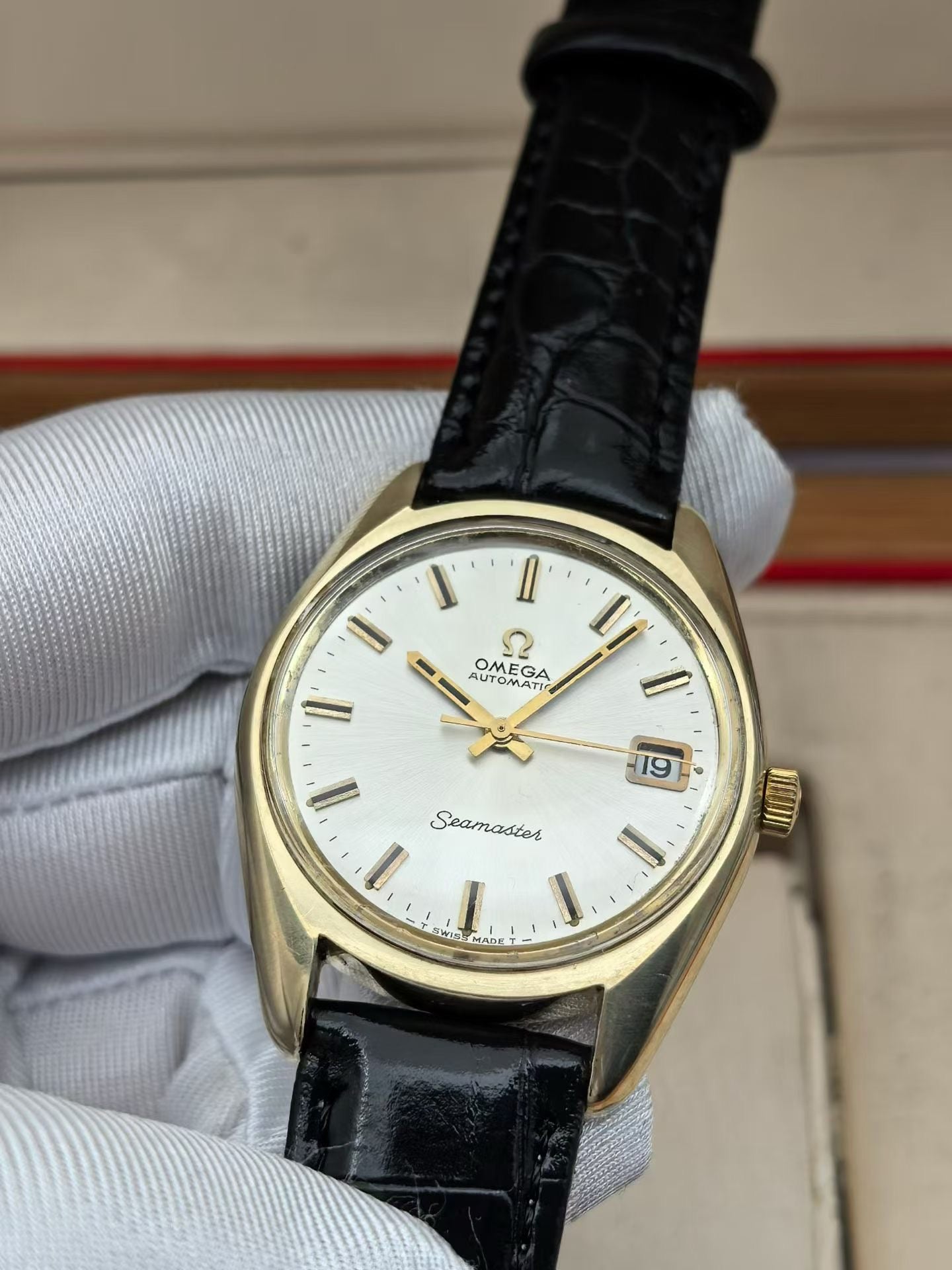 Swiss Vintage Omega Seamaster Automatic Men's Watch Cal. 565 Date 24 Jewels 35.5mm 614-4800