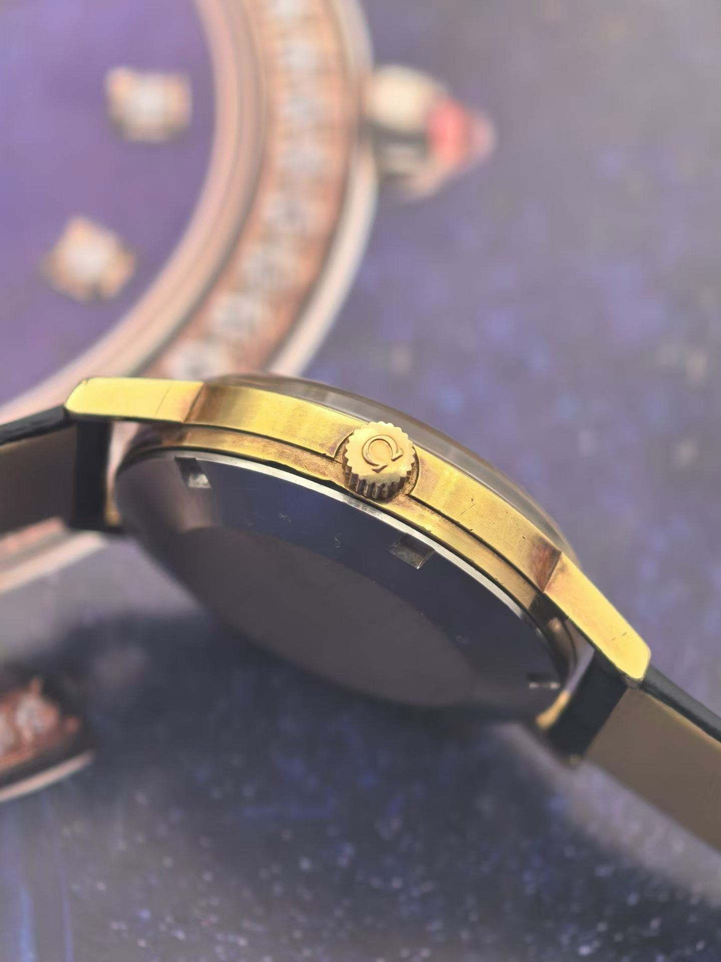 Omega Geneve Automatic Watch Cal. 565 Date Gold Plated 34.5mm Gold Dial Vintage Swiss 584-4000