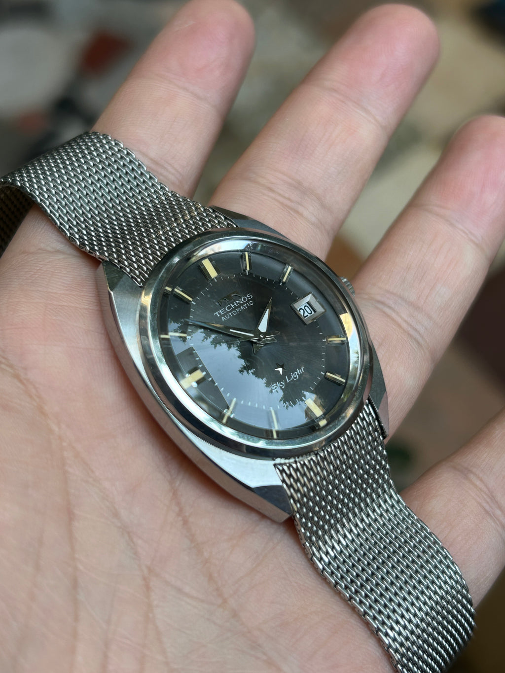 Swiss Technos Sky Light Automatic Watch 25 Jewels Date Black Dial Vintage Men's Watch 554-1400