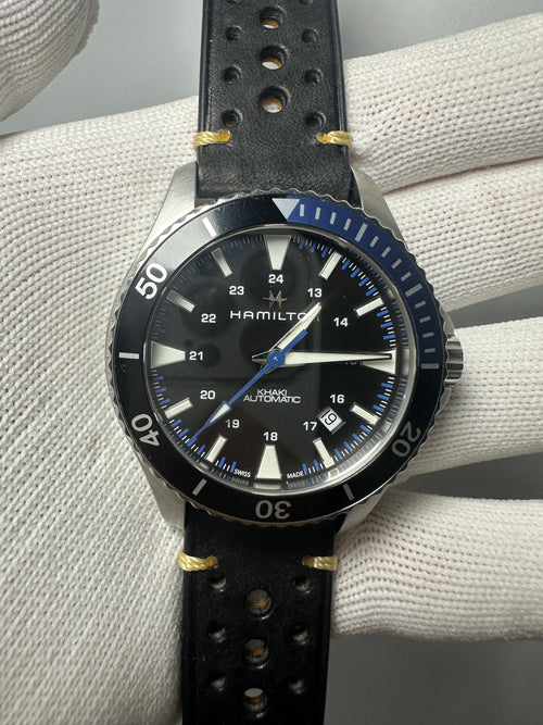 Hamilton Swiss Khaki Navy Scuba Automatic Watch H82315931 40mm Full Set 532-1600