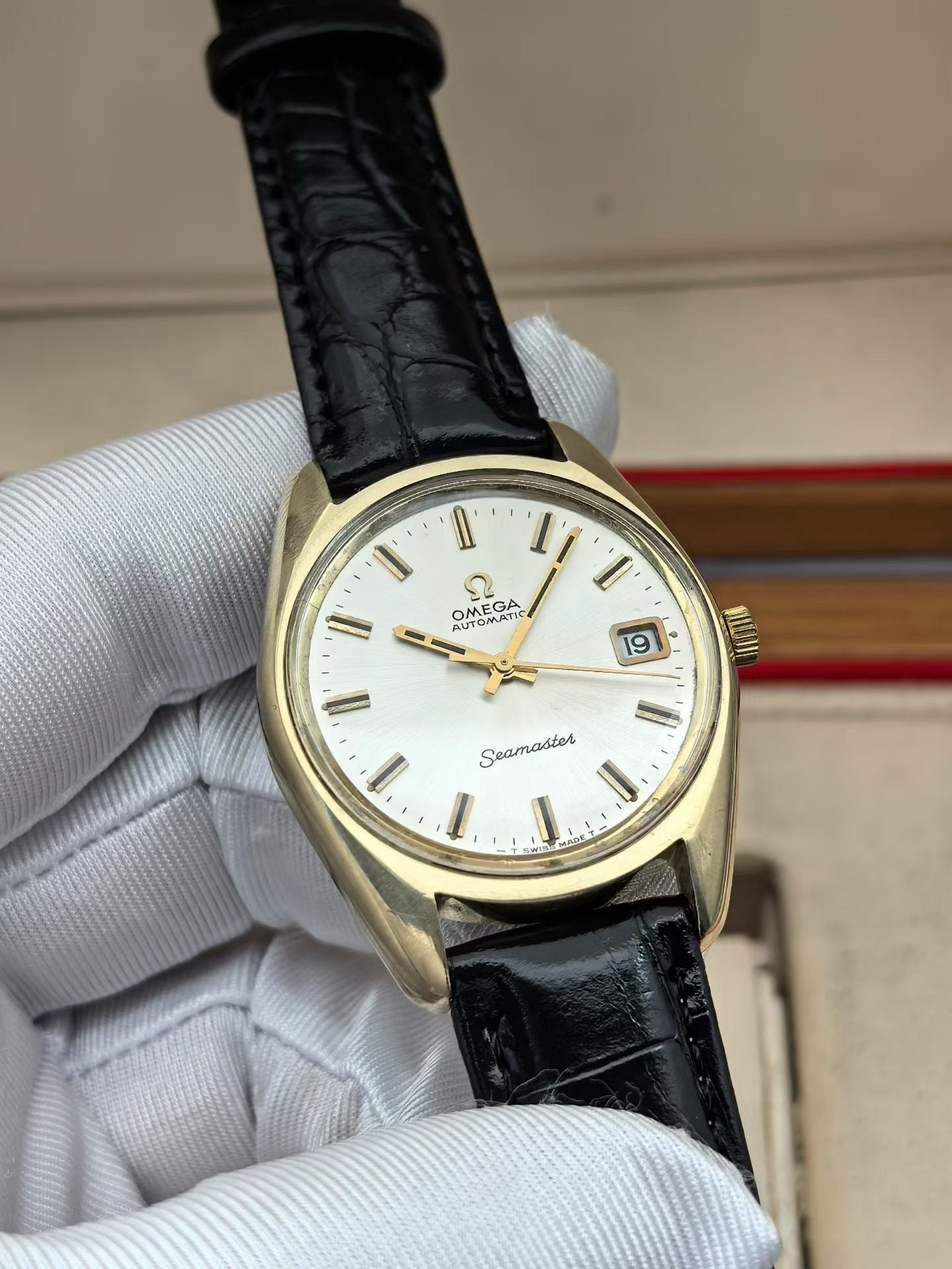 Swiss Vintage Omega Seamaster Automatic Men's Watch Cal. 565 Date 24 Jewels 35.5mm 614-4800