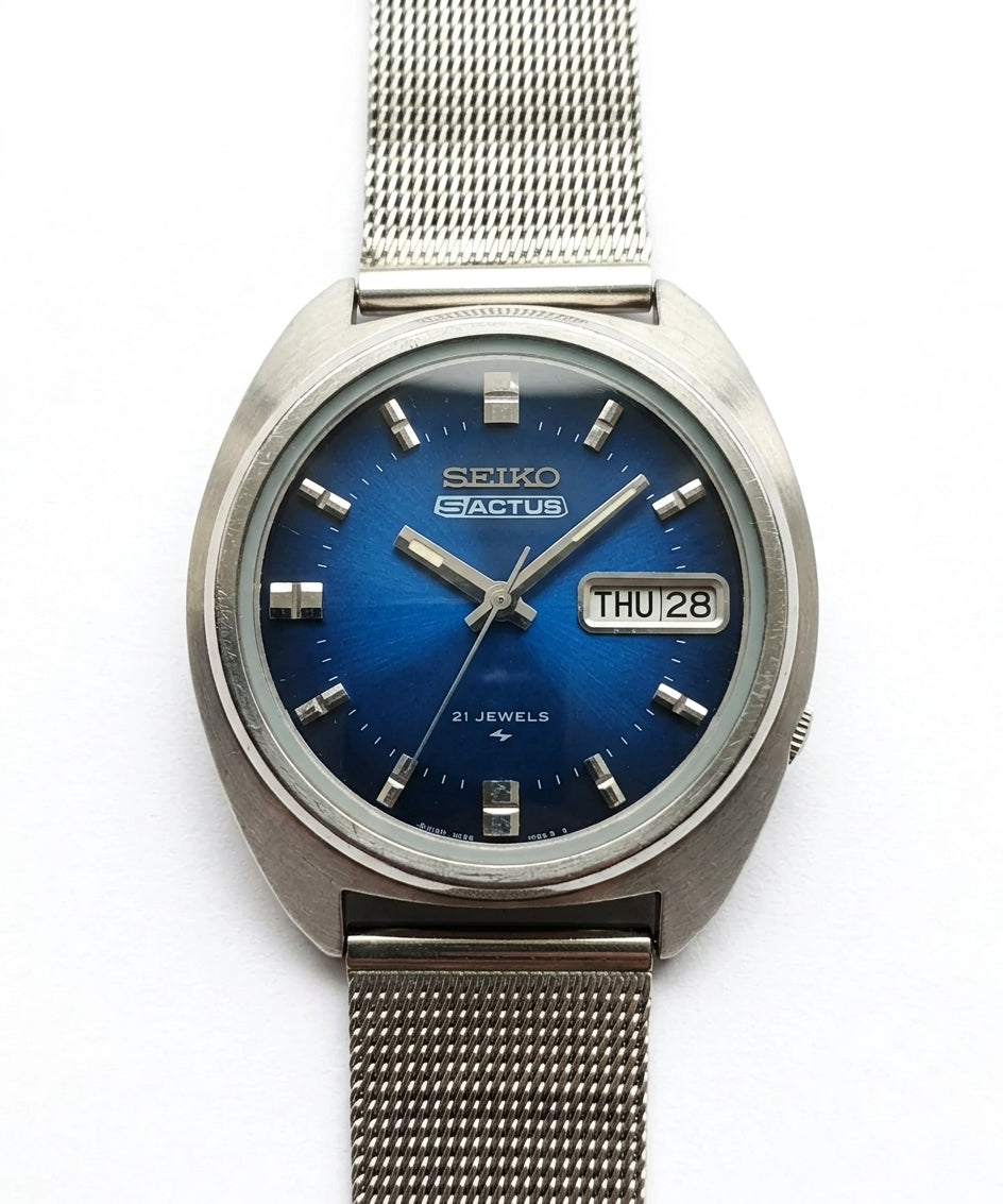 Seiko 5 Actus 7019 Automatic Watch Day Date Tanzanite Blue Gradient Dial 37x40.5mm Magic Lever Vintage 571-0600