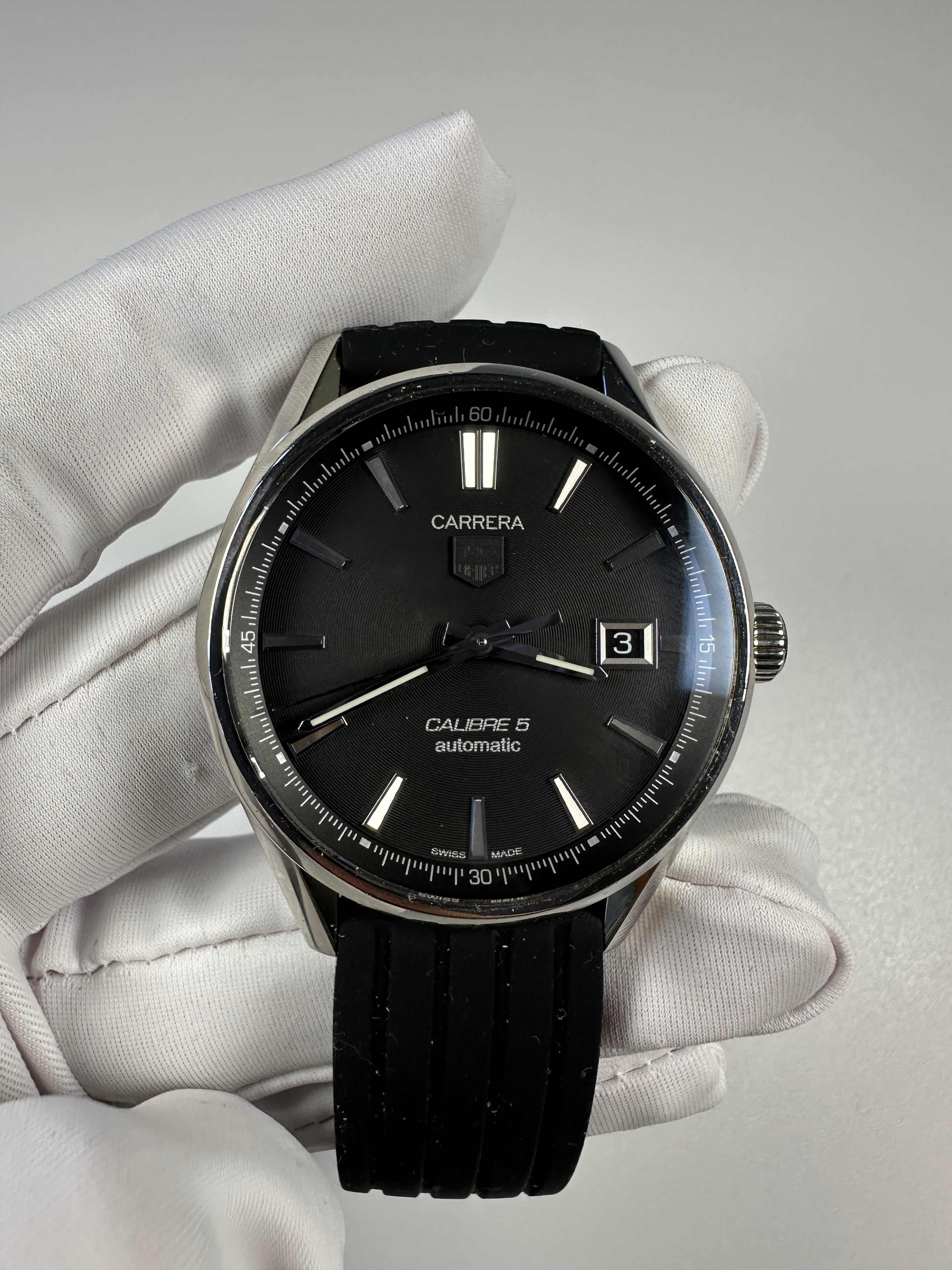 Swiss TAG Heuer Carrera WAR211A Automatic Watch Calibre 5 Date 25 Jewels Rubber Strap 39mm 648-2500