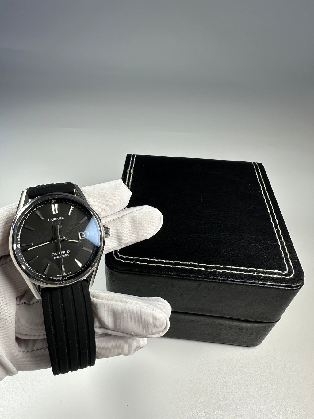 Swiss TAG Heuer Carrera WAR211A Automatic Watch Calibre 5 Date 25 Jewels Rubber Strap 39mm 648-2500