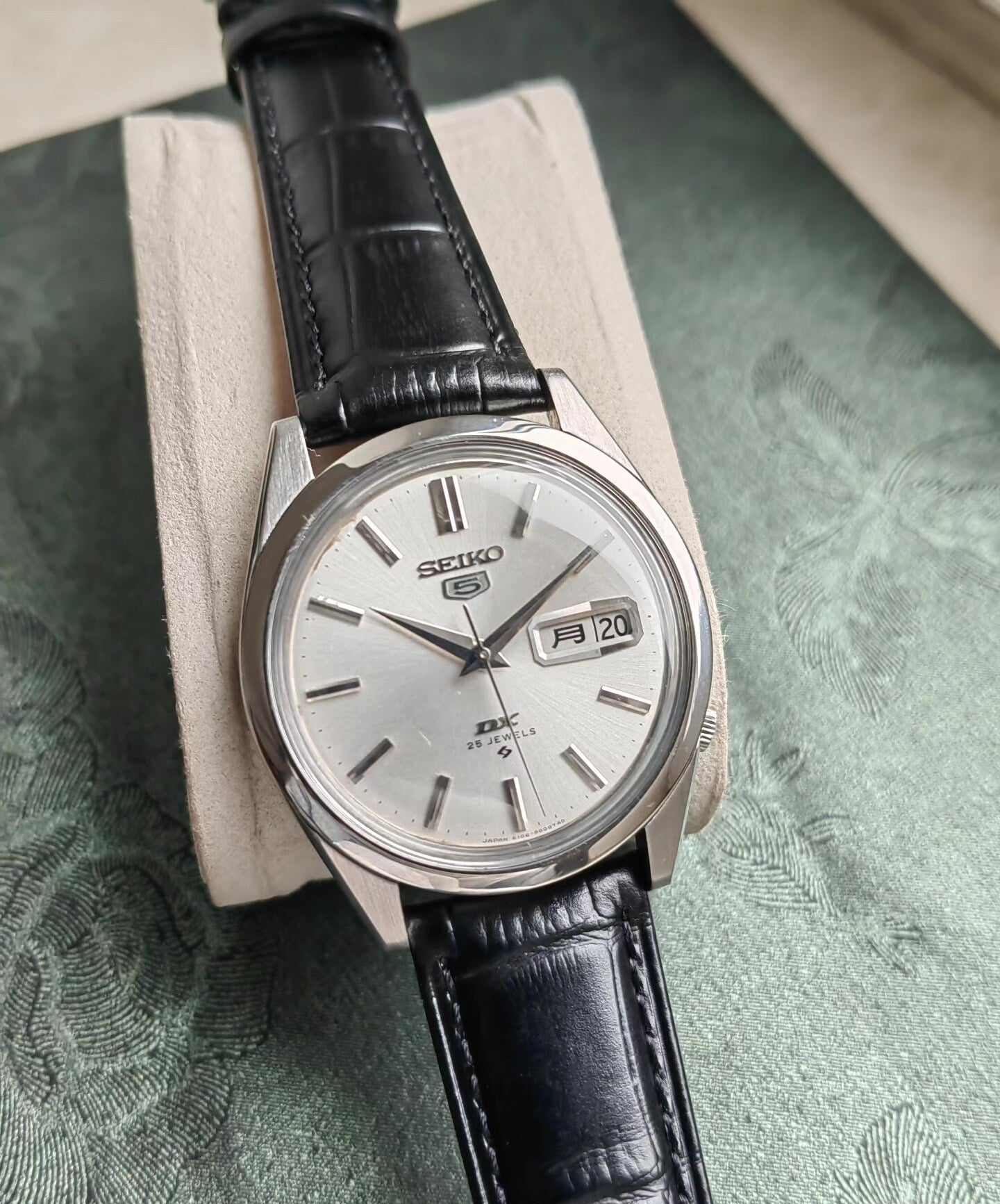Seiko DX Automatic Men's Watch Cal. 6106A Day Date 36mm Vintage 25 Jewels 572-0470