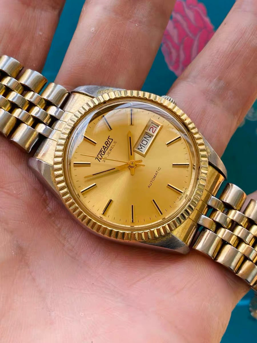 Swiss Vintage Tugaris Automatic Men's Watch ETA 2789 Day Date 25 Jewels 36mm 1970s 576-0268