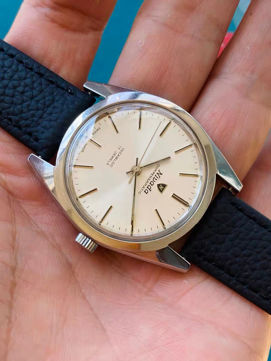 Swiss Nivada Compensamatic Incabloc Manual Wind Men's Vintage Watch ETA 2750 17 Jewels 36mm 582-0230